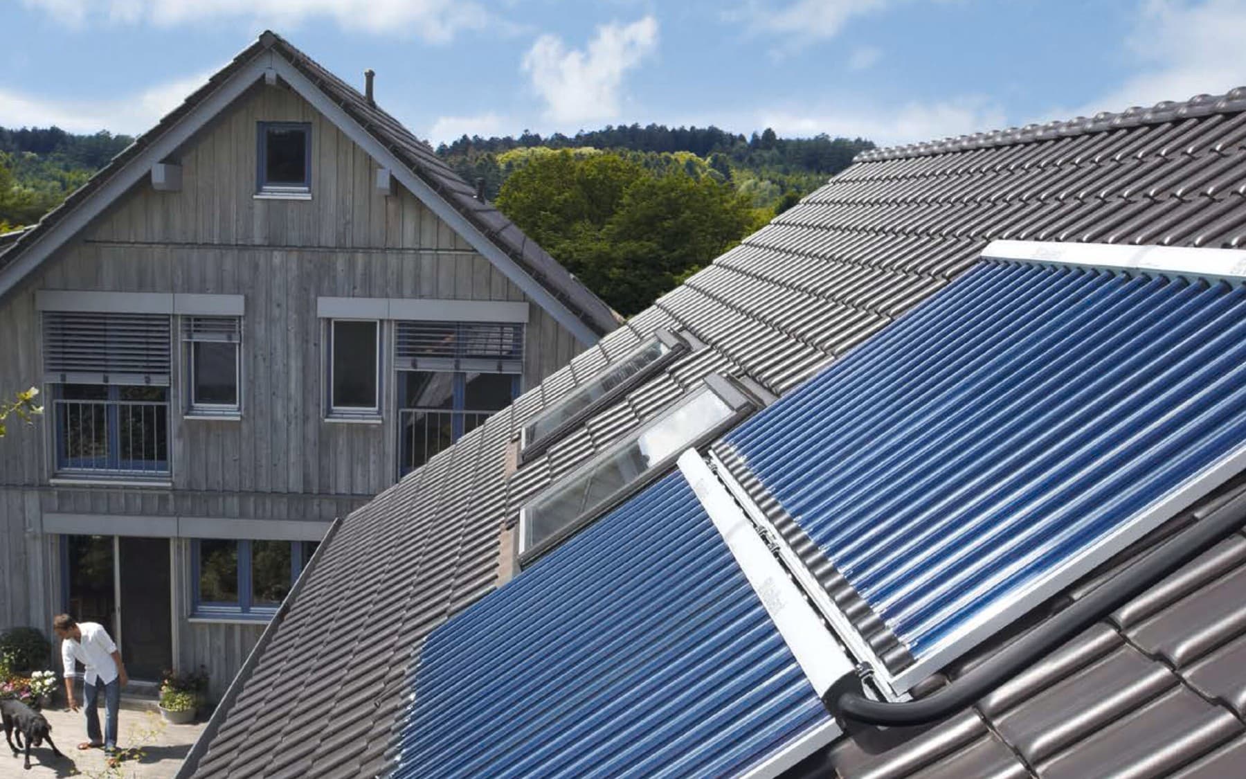 Vaillant solarni termalni kolektor na krovu