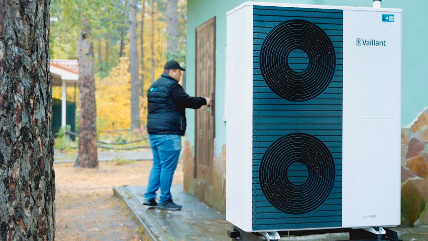 Nova Vaillant toplinska pumpa ispred zgrade u SOS Dječjem selu u Brovaryju